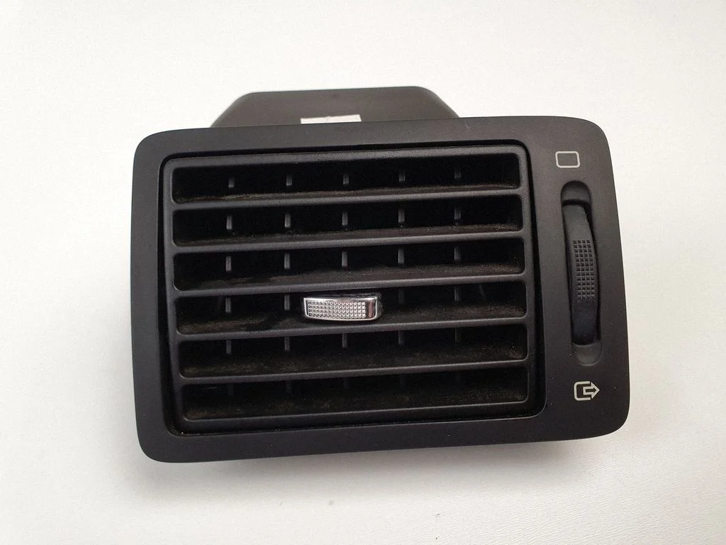 Dashboard side air vent grill/cover trim 9634498977
