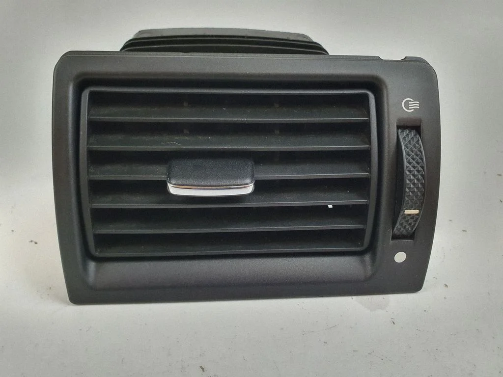 Dashboard side air vent grill/cover trim 4S71A018B09AA