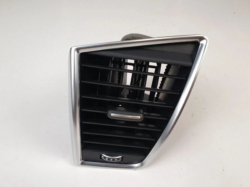 Dashboard side air vent grill/cover trim 8R2820901 – Audi Q5 SQ5 8R (2008-2017)