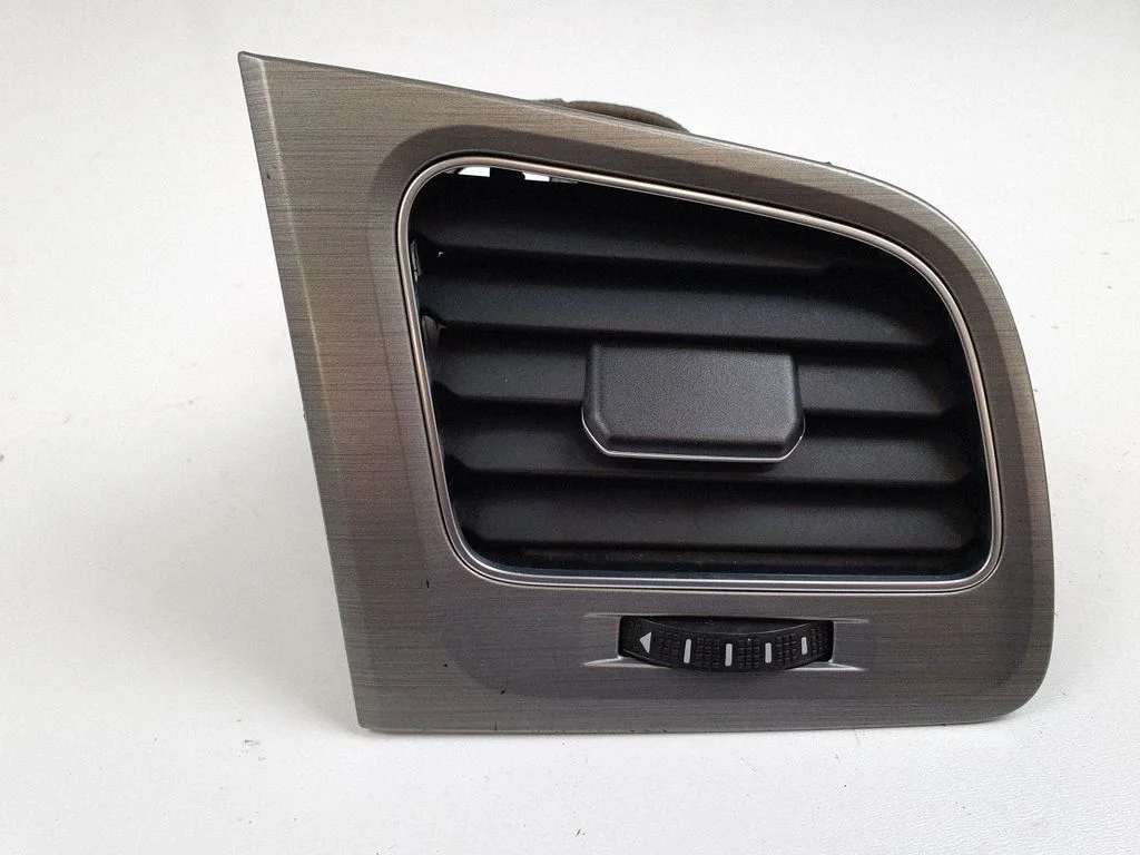 Dashboard side air vent grill/cover trim 5G2819704H