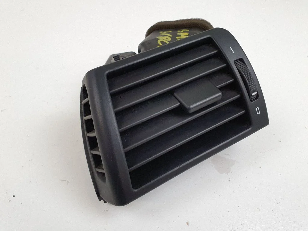 Dashboard side air vent grill/cover trim 8361897