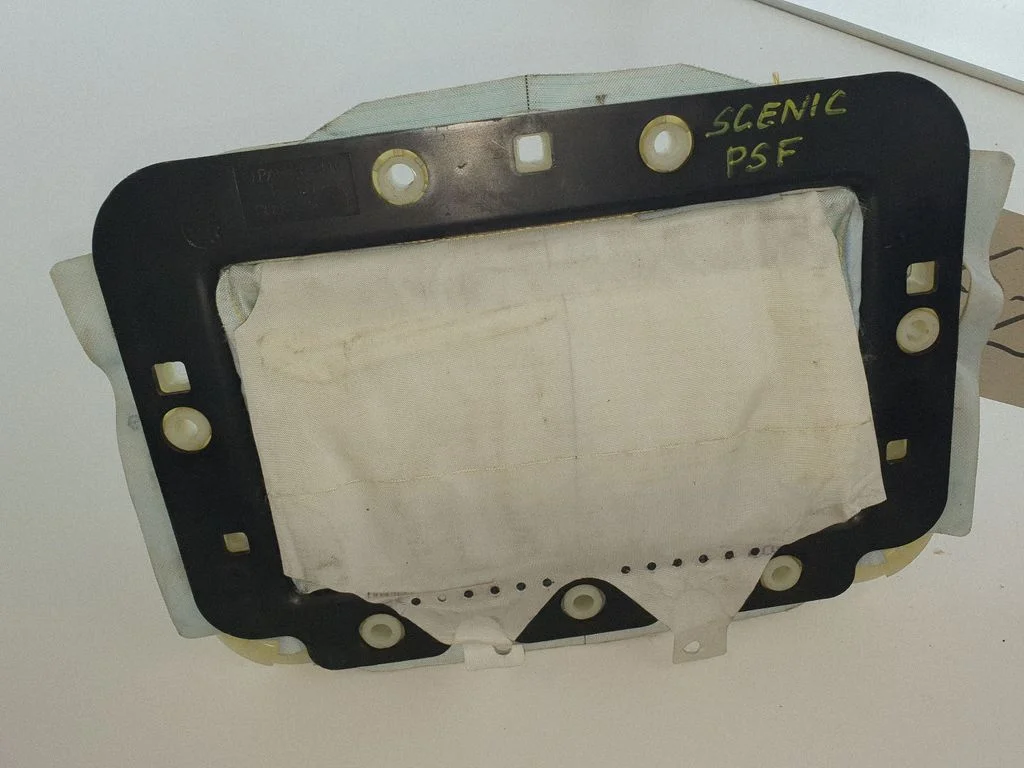 Passenger airbag 985258381R