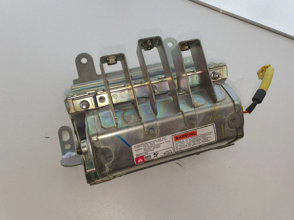 Kõrvalistuja turvapadi 77850SMGE812M1