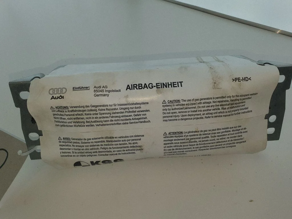 Passenger airbag 8T0880204H