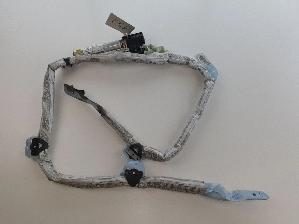 Roof airbag 4F5880742B