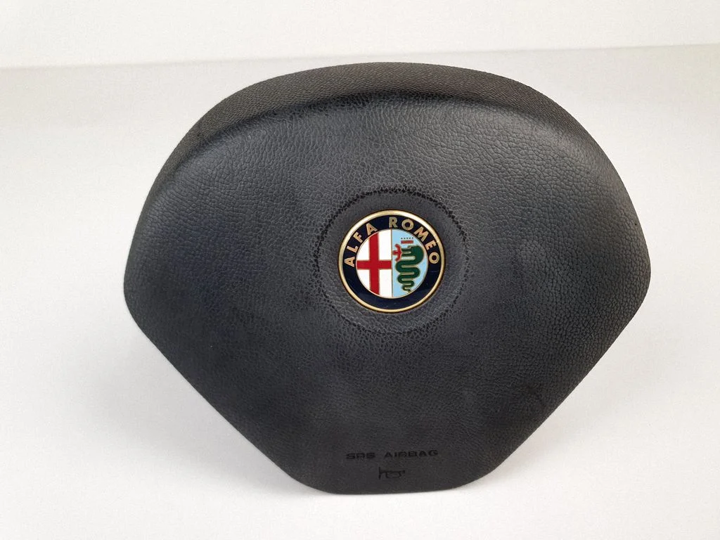 Steering wheel airbag 156091520