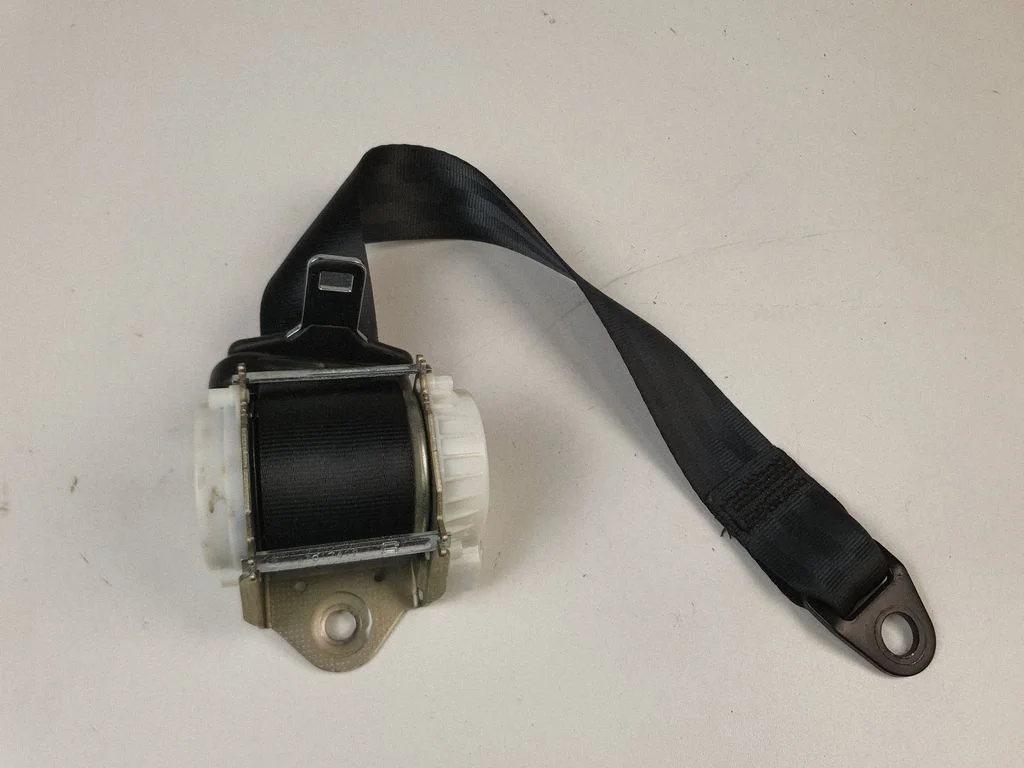 Rear seatbelt 34112119