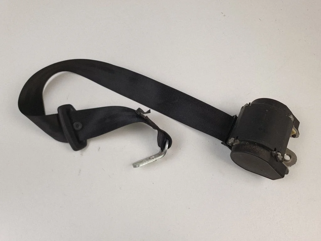 Rear seatbelt 8K0857805Q