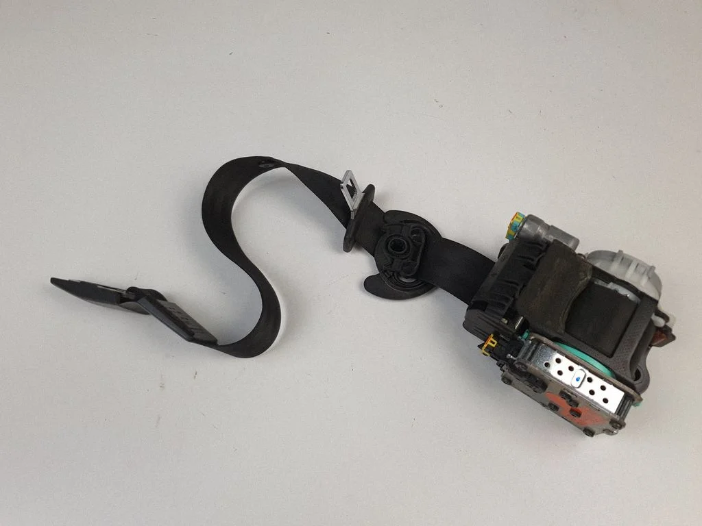 Front seatbelt 8T8857705C – Audi A5 Sportback 8TA (2009-2016)