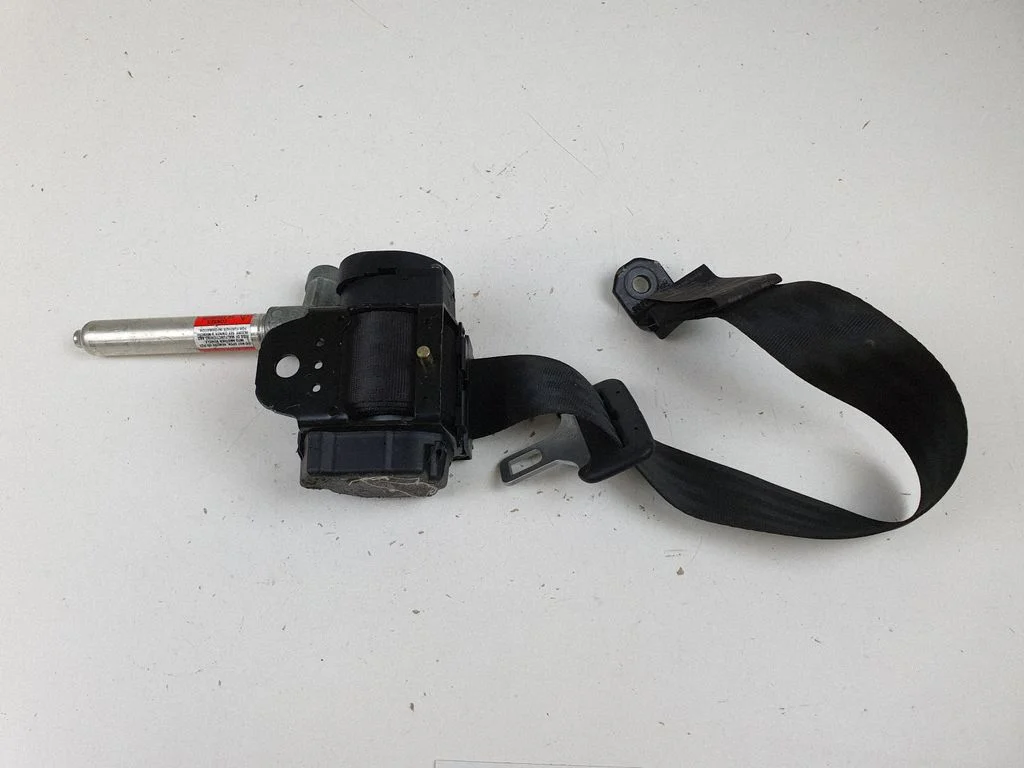 Rear seatbelt 30661790
