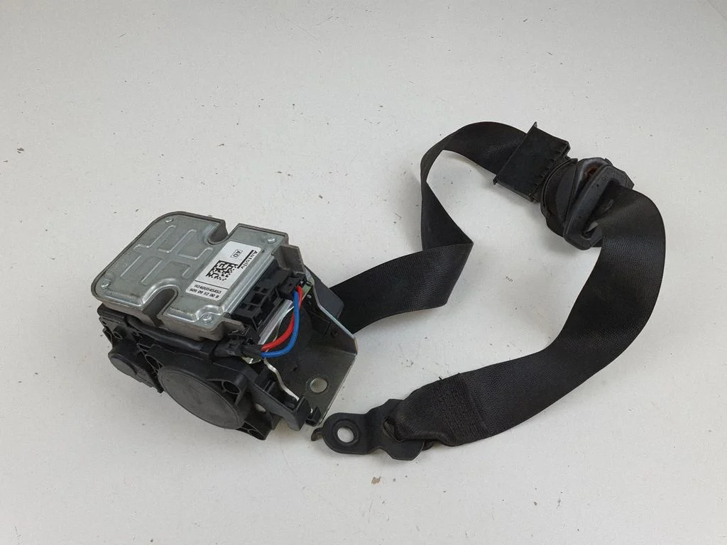 Front seatbelt 609098200B