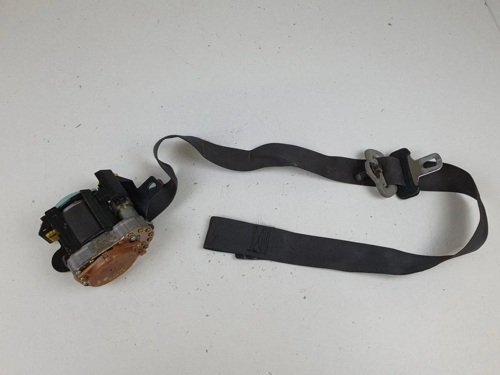 Front seatbelt TEA73EJ004
