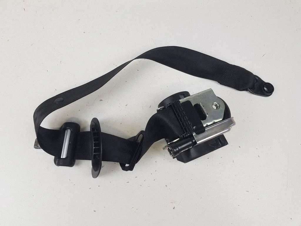 Pas bezpieczeństwa przedni HK83611B09AC8PVJ