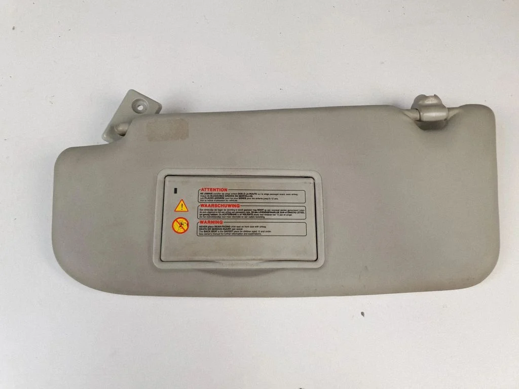 Sun visor – Nissan Qashqai+2 (2008-2010)