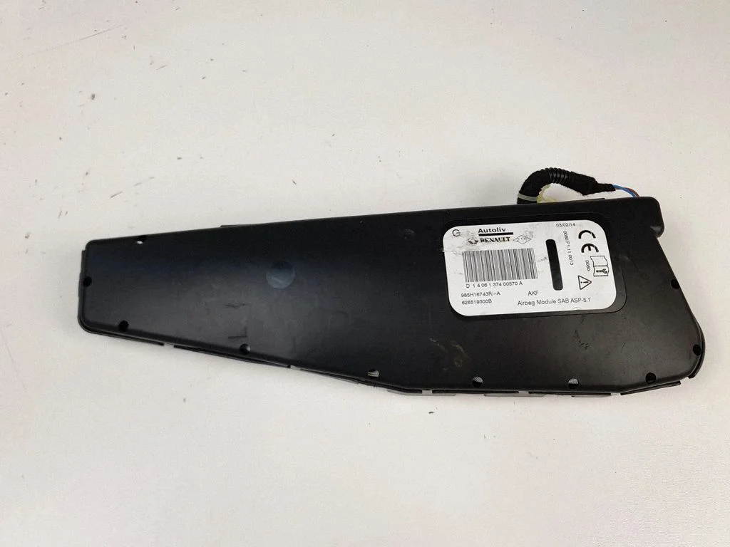Istme turvapadi 985H16743R