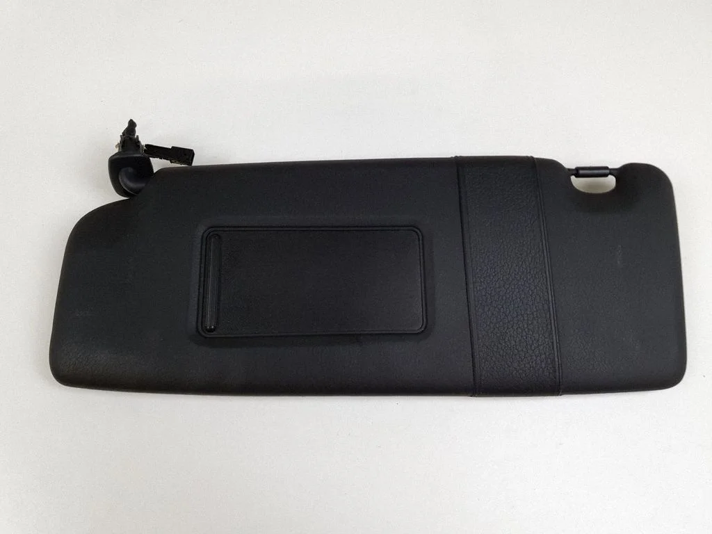 Sun visor – left