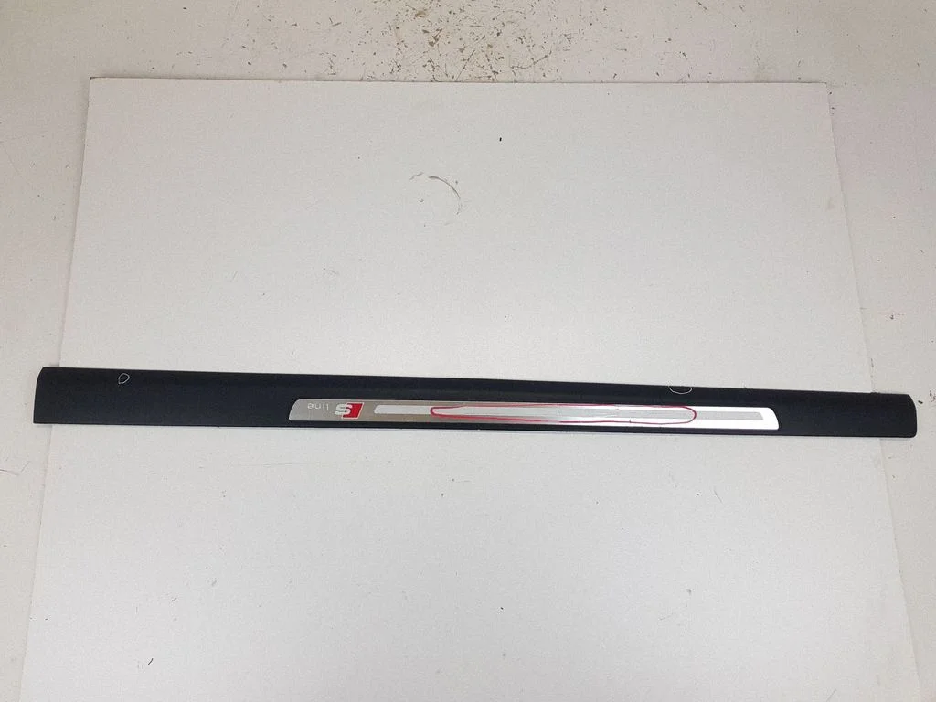 Tagalävise kate (sisemine) – Audi A6 Allroad C6 (2006-2011)