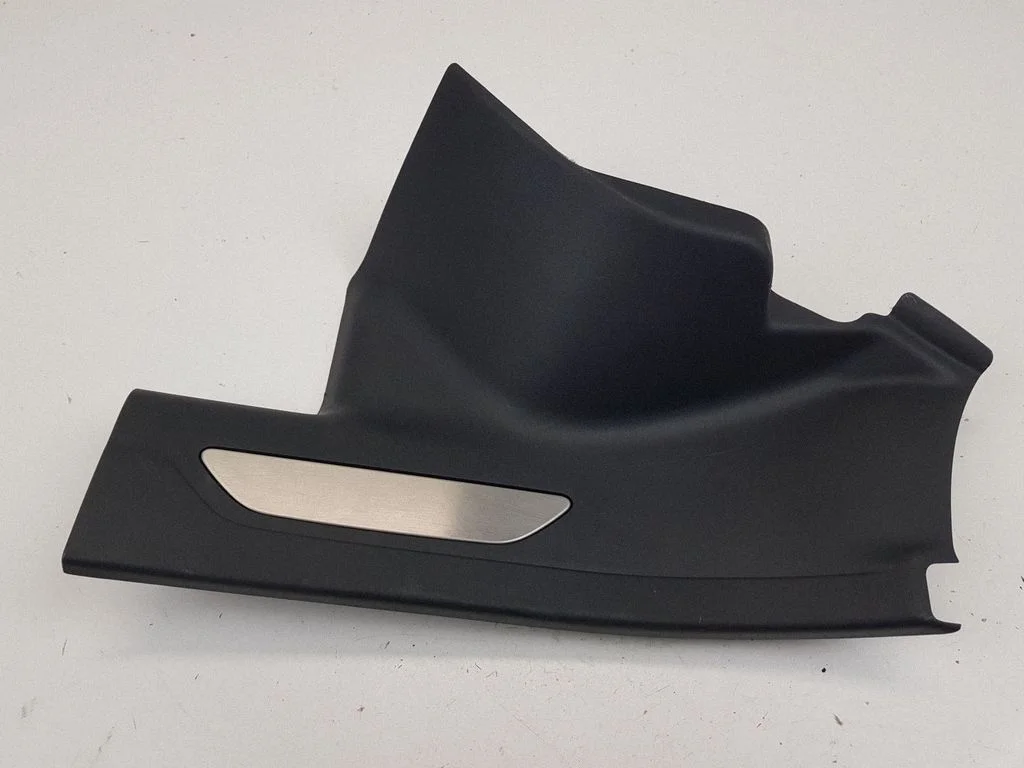 Rear sill trim cover GX6313245B