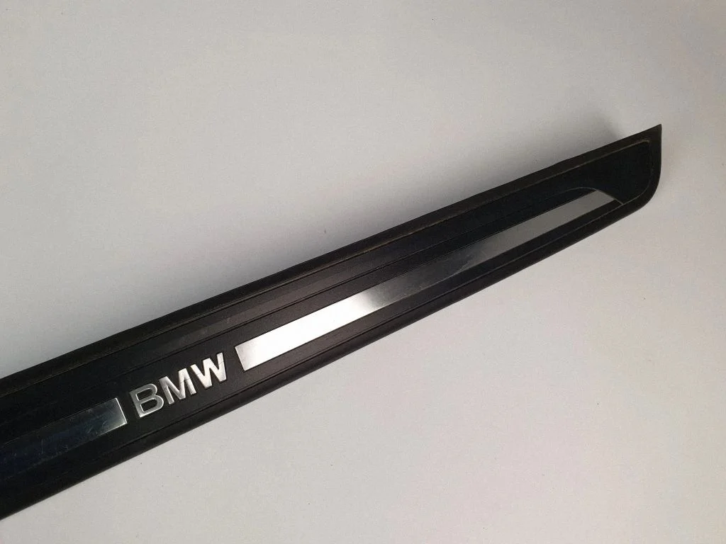 Front sill trim cover 7178598