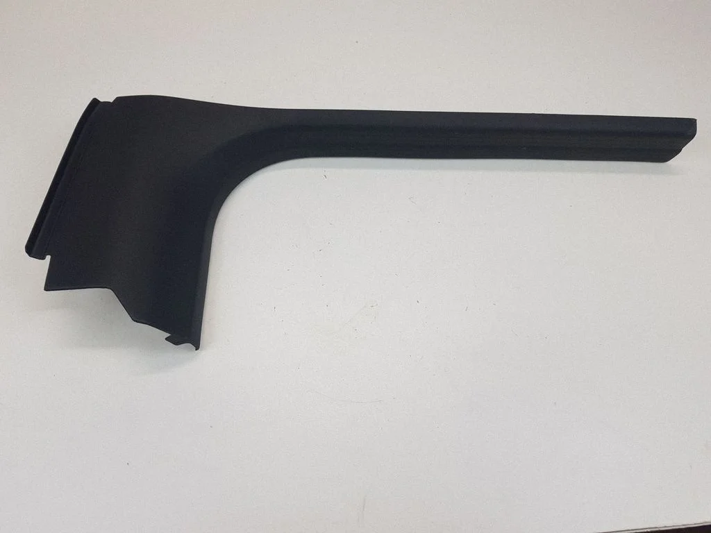 Front sill trim cover – Mercedes-Benz A-Class W176 (2012-2018)