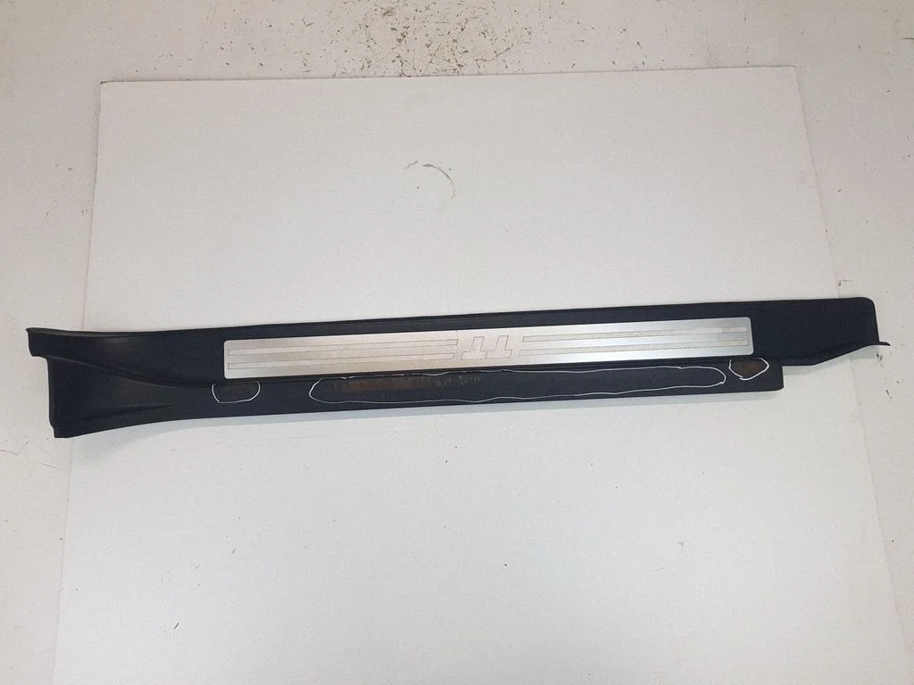 Esilävise kate (sisemine) 8N8853491 – Audi TT Mk1 (1999-2006)