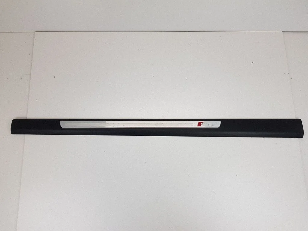 Priekšējā sliekšņa apdare (iekšējā) 4F0853373F