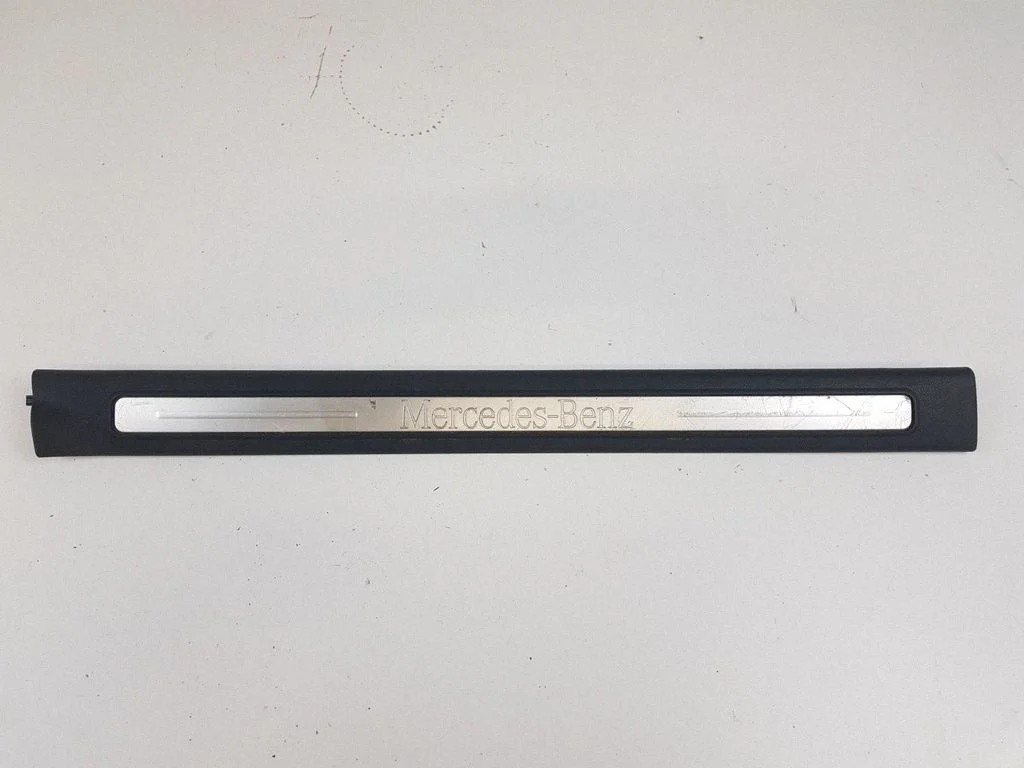 Front sill trim cover – Mercedes-Benz A-Class W169 (2004-2012)
