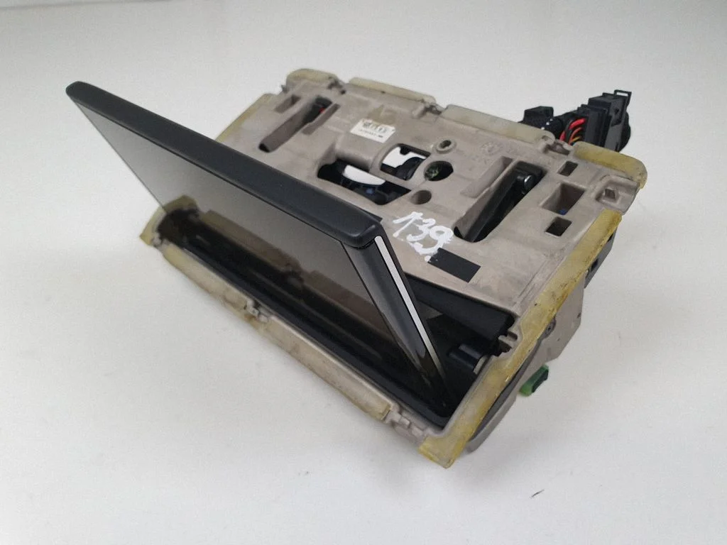 Screen/display/small screen – Audi A3 S3 8V (2013-2019)