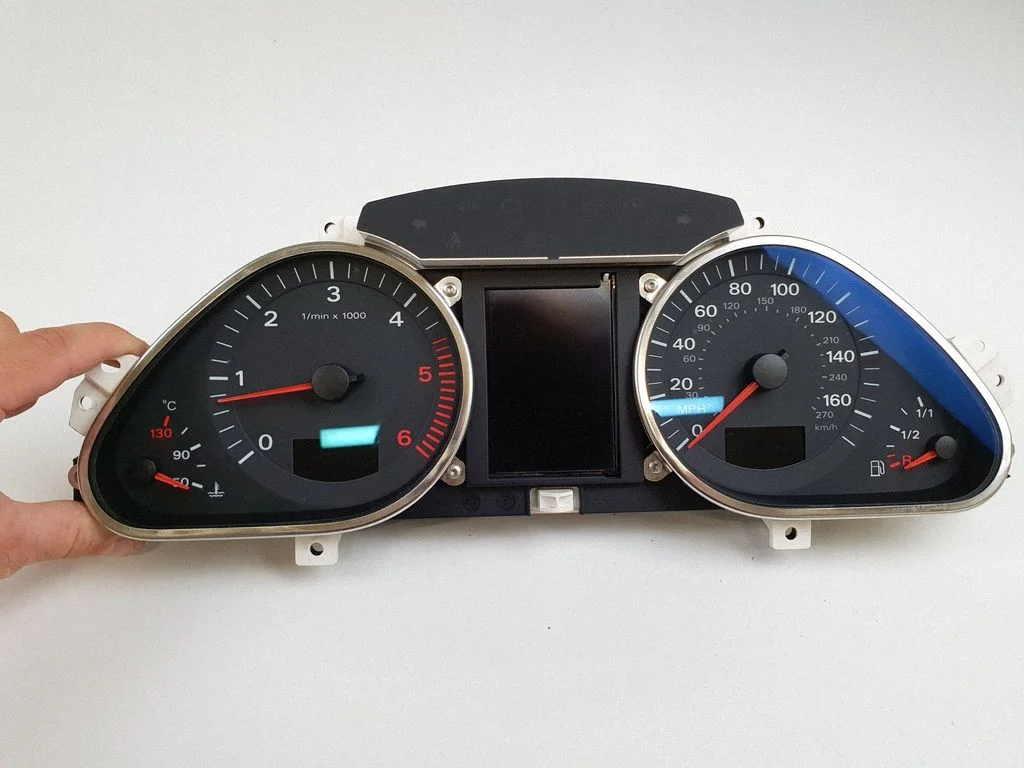 Speedometer (instrument cluster) 4F0920950