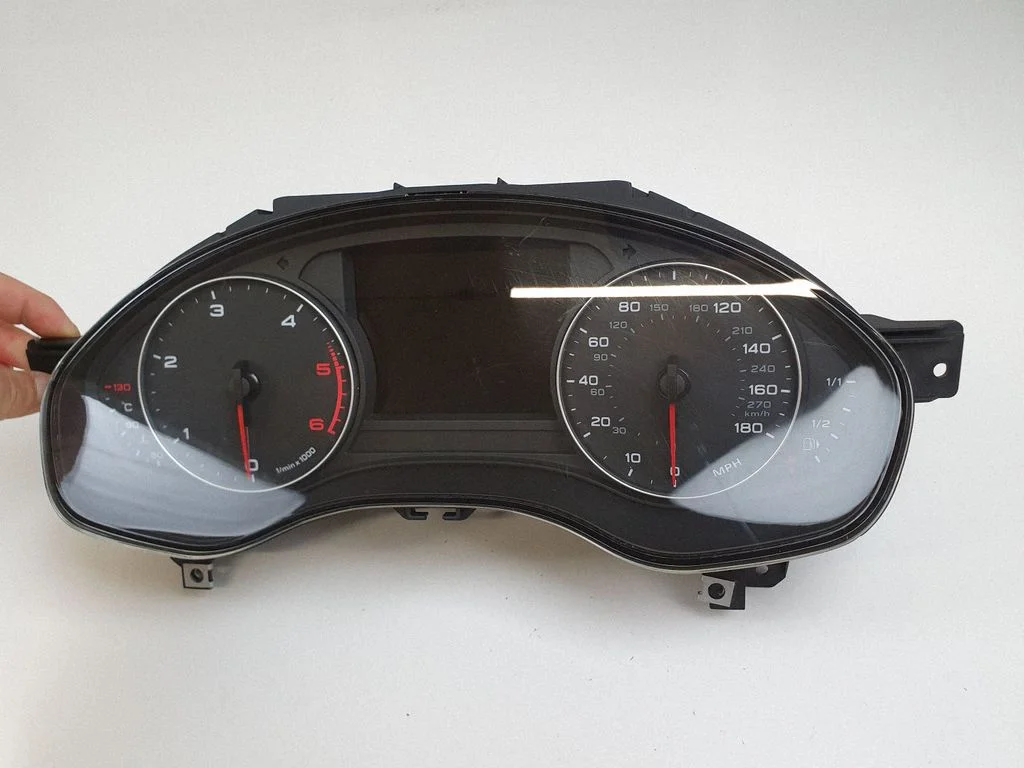 Speedometer (instrument cluster) 4G8920950