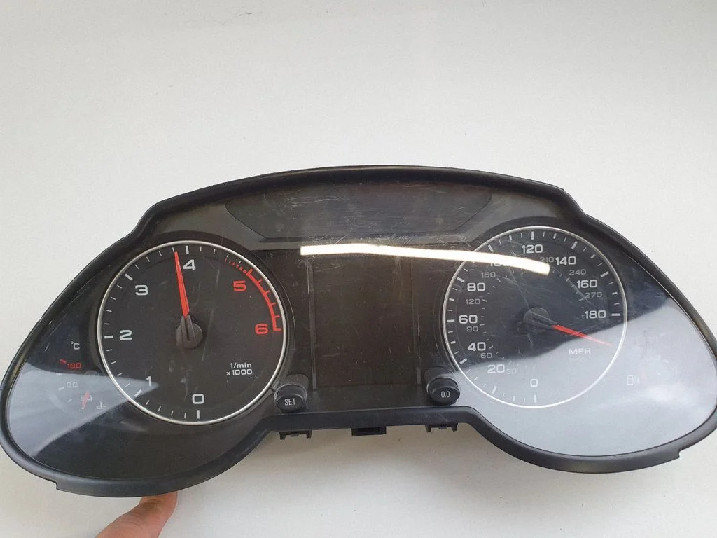 Licznik (zegary) 8R0920981H – Audi Q5 SQ5 8R (2008-2017)