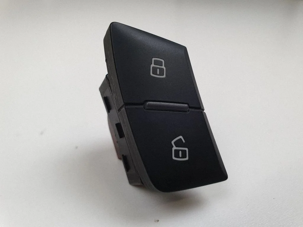 Central locking switch button 4G2962108