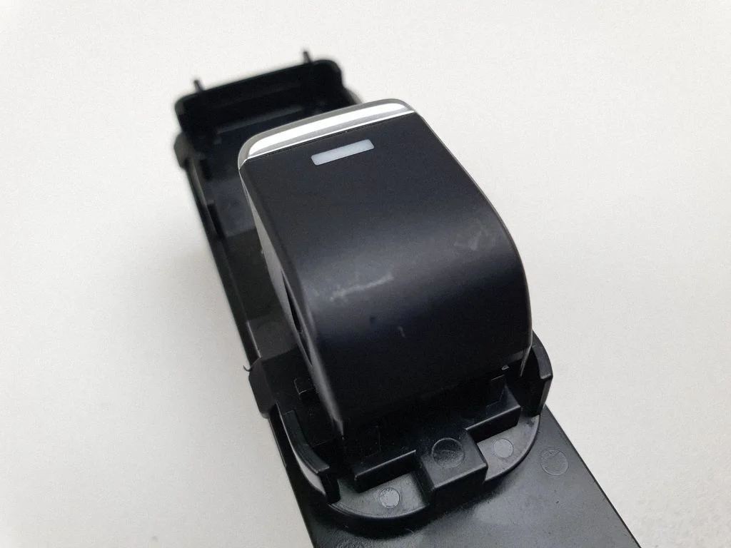 Electric window control switch GMN766380