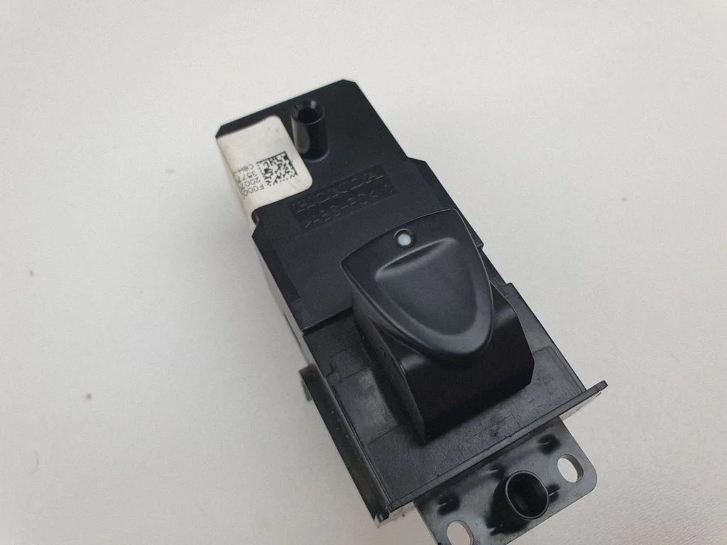 Elektrisko logu slēdzis 83790SMG010UHS