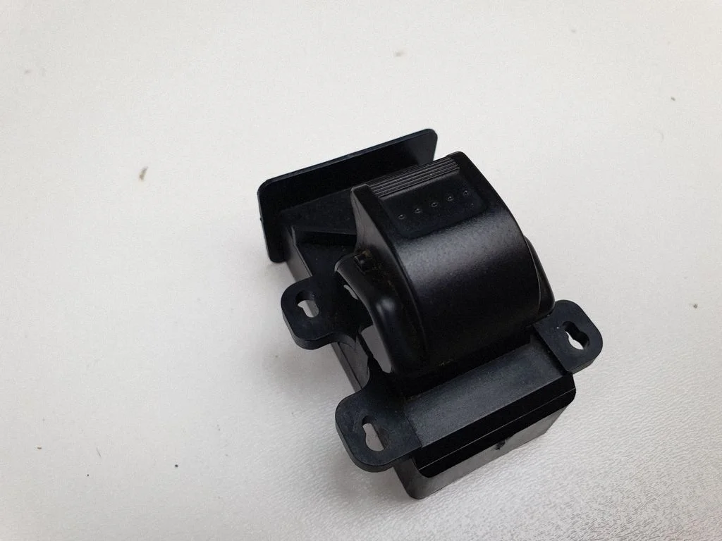 Elektriaknate lüliti M20783