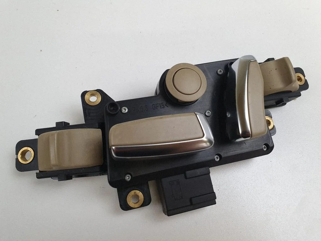Seat control switch 4E9959765