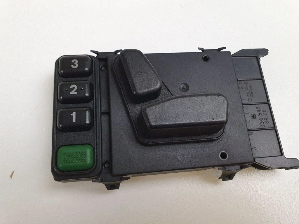 Seat control switch A1638202310