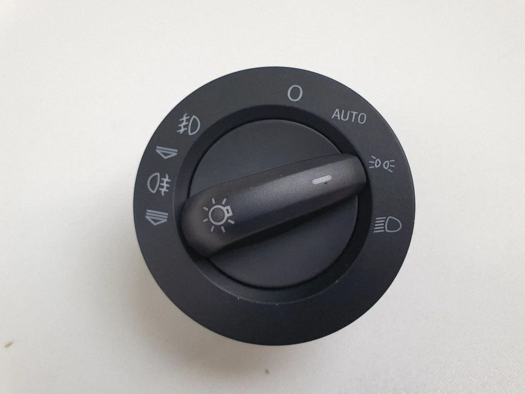 Light switch 4F2941531D
