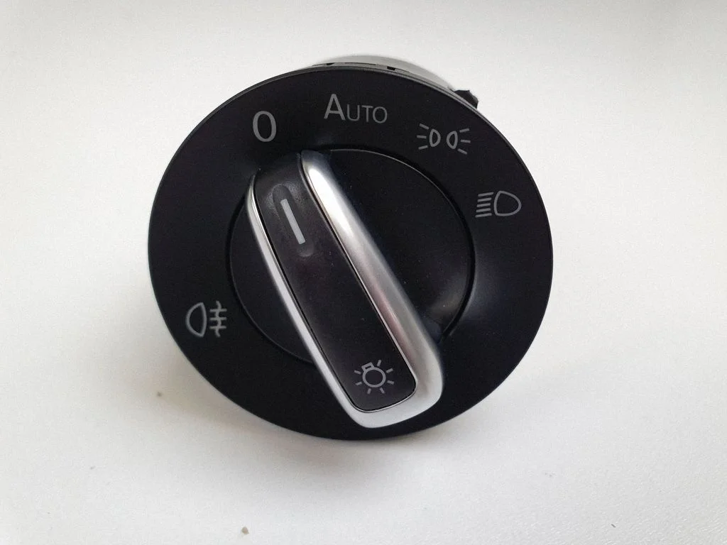 Light switch 3C8941431M