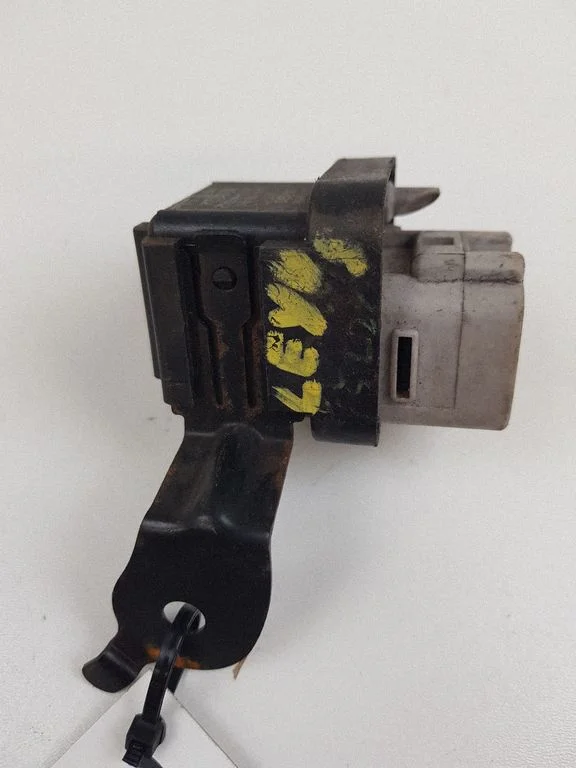 Glow plug pre-heat relay 1567000671