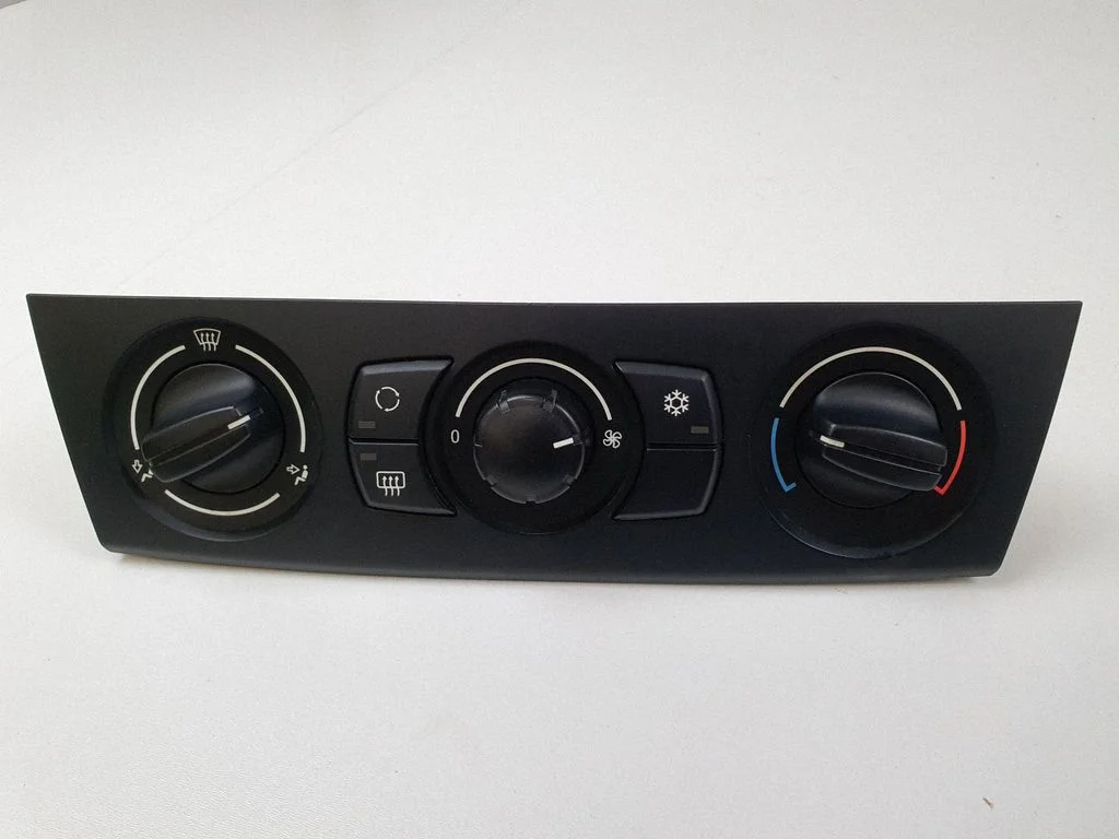 Climate control unit – BMW 1 Series E81 E87 (2004-2011)