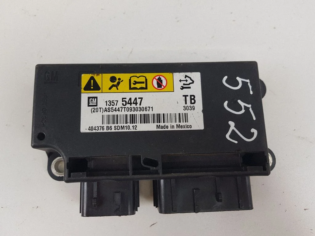 Drošības spilvenu vadības bloks – Opel Insignia A (2008-2017)