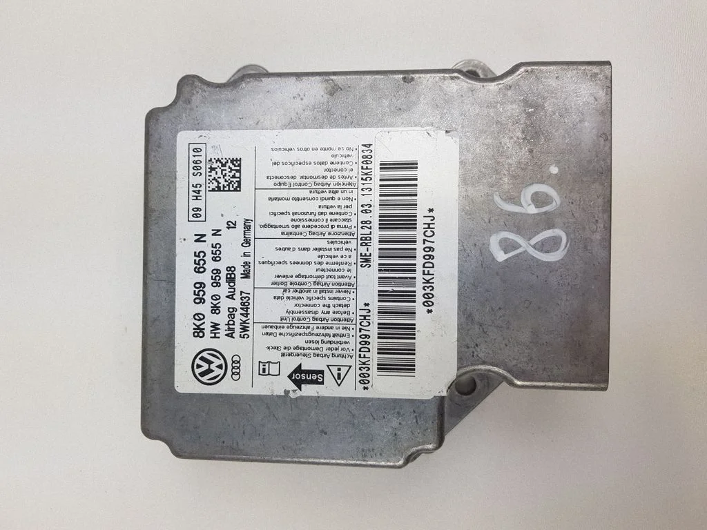 Drošības spilvenu vadības bloks 8K0959655N