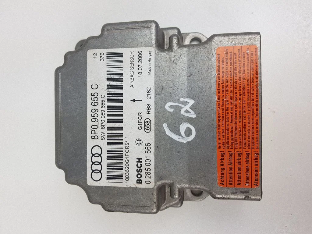 Drošības spilvenu vadības bloks 8P0959655C
