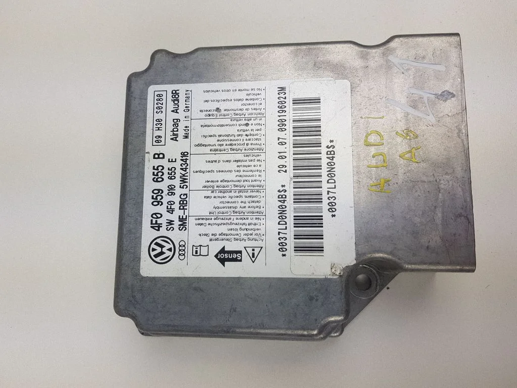 Airbag control unit/module 4F0959655B