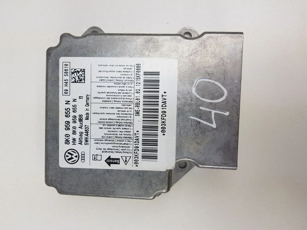 Drošības spilvenu vadības bloks 8K0959655N
