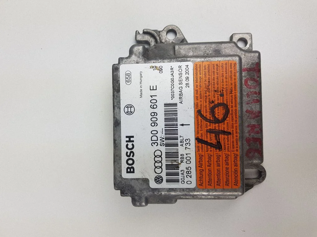 Drošības spilvenu vadības bloks 3D0909601E
