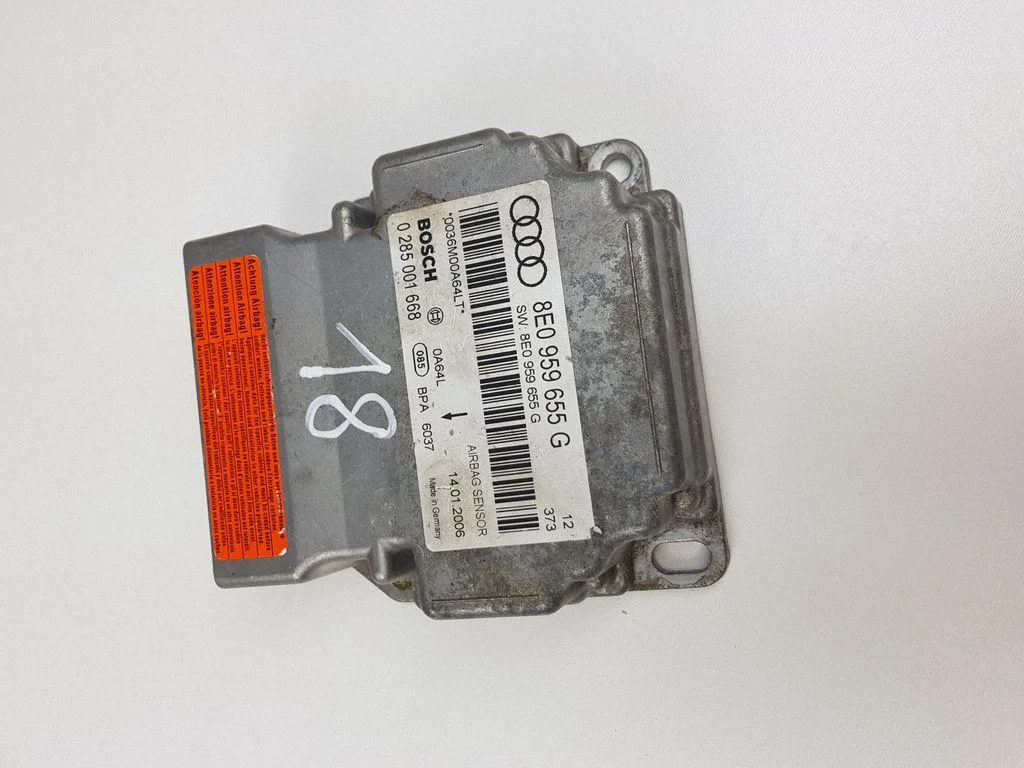Drošības spilvenu vadības bloks 8E0959655G