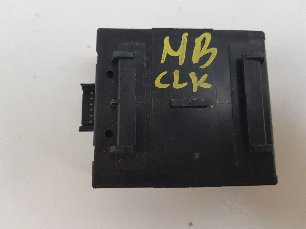 Alarm control unit/module A2118209126 – Mercedes-Benz CLK-Class A209 C209 (2002-2009)