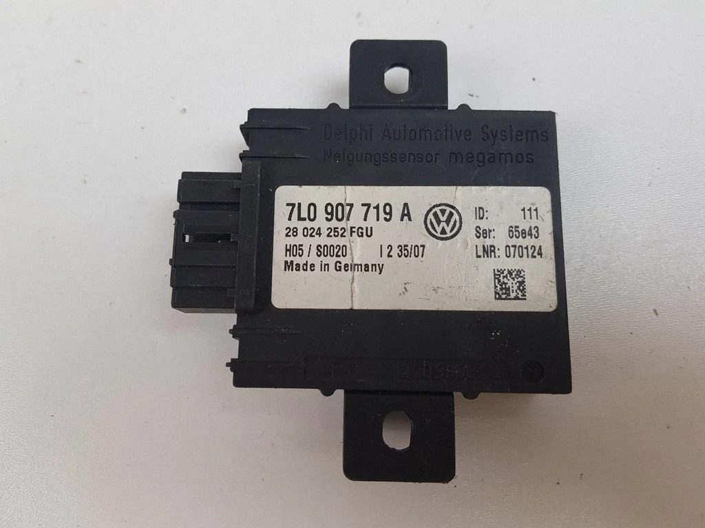 Signalizācijas vadības bloks 7L0907719A